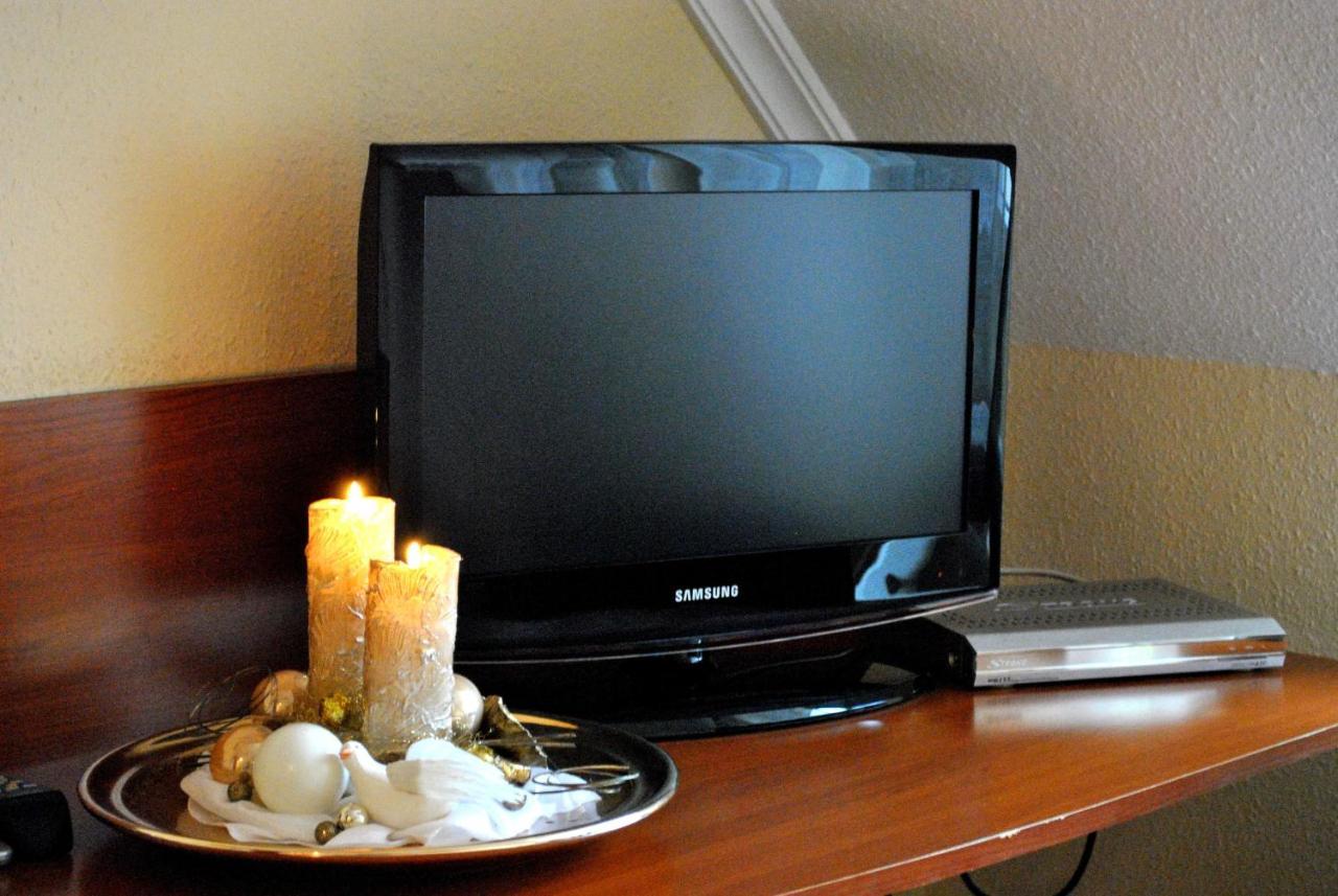 Barokk Antik Guest House Kecskemet Room photo